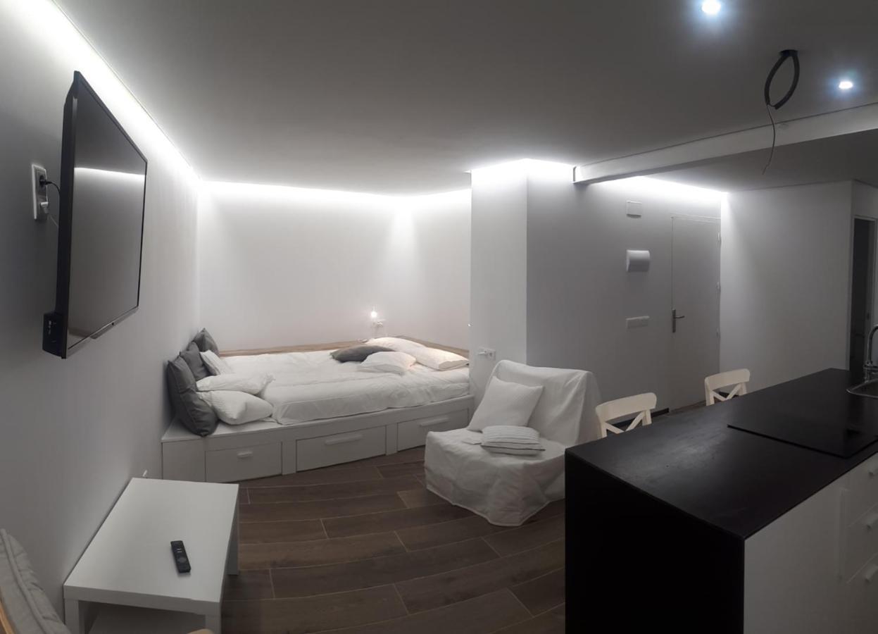 Cal Dalmau Apartaments Loft Pardines Zewnętrze zdjęcie